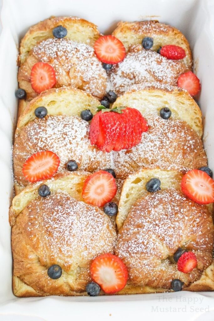 baked french toast with berries