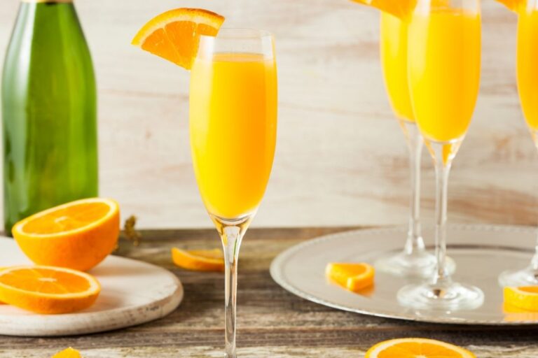 What Goes With French Toast? (25 Amazing Side Dishes to Serve With Your