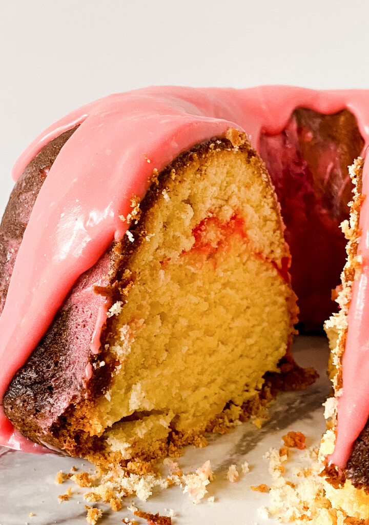 close view of strawberry pound cake on white plate