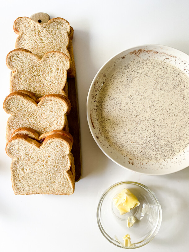 DOUBLE DIP FRENCH TOAST RECIPE (STUFFED WITH PEANUT BUTTER AND JELLY ...