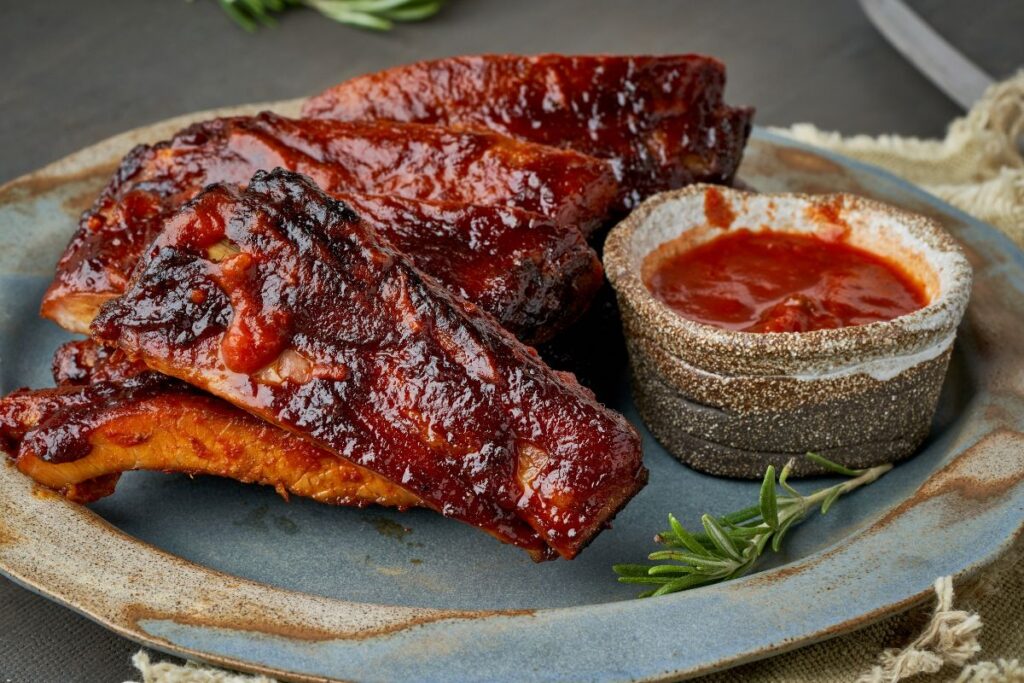 bbq_ribs_w_sauce.